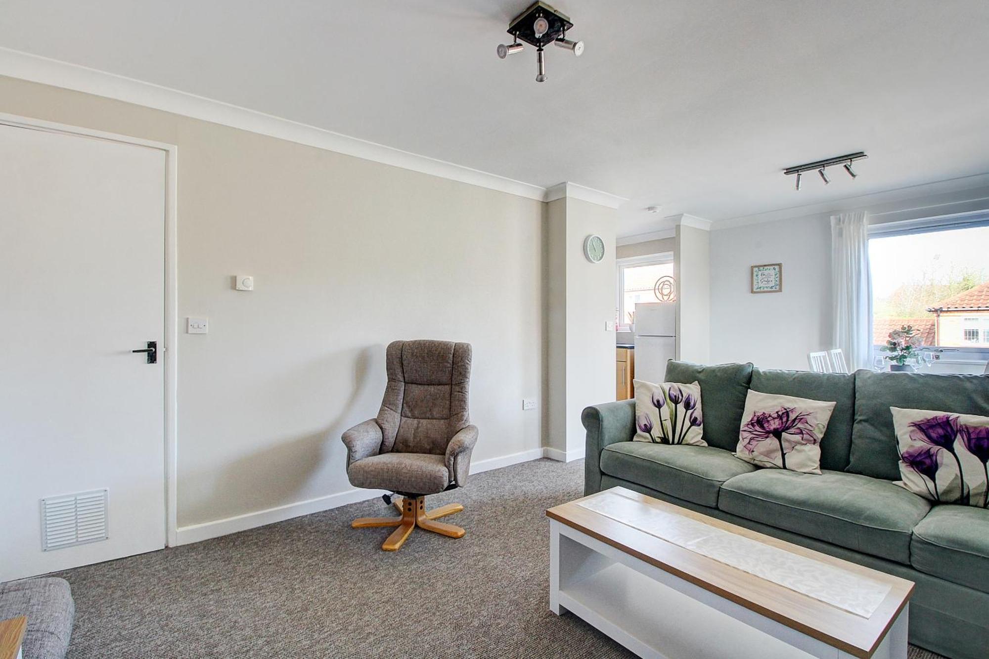 2 Minutes From Mk Central By Car- 2 Bed Apartment - 2 Free Parking Spaces- Hosted By Stayinmk Milton Keynes Exteriör bild