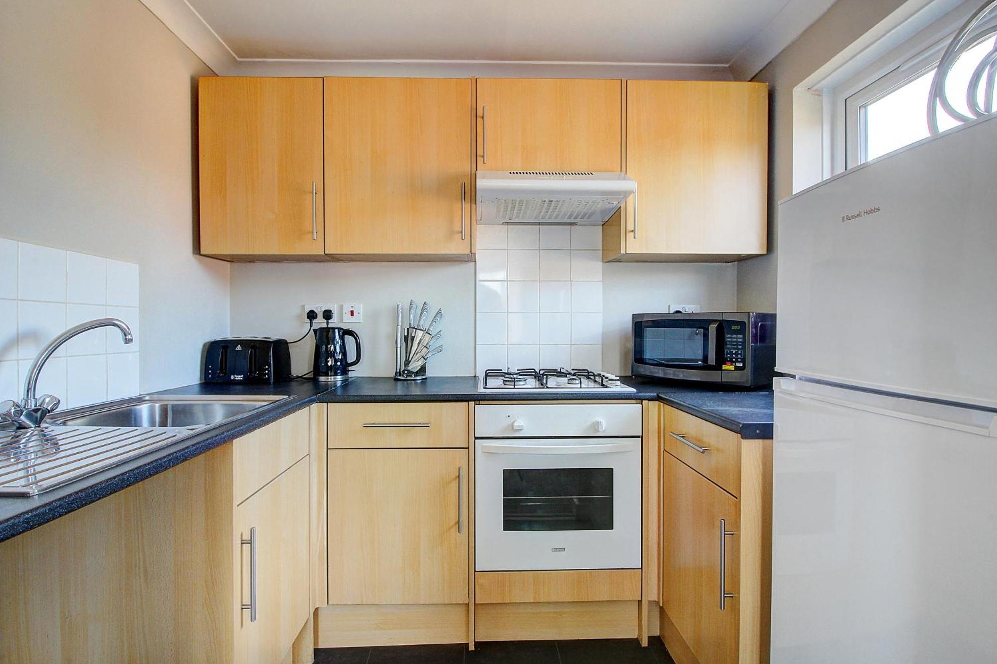 2 Minutes From Mk Central By Car- 2 Bed Apartment - 2 Free Parking Spaces- Hosted By Stayinmk Milton Keynes Exteriör bild